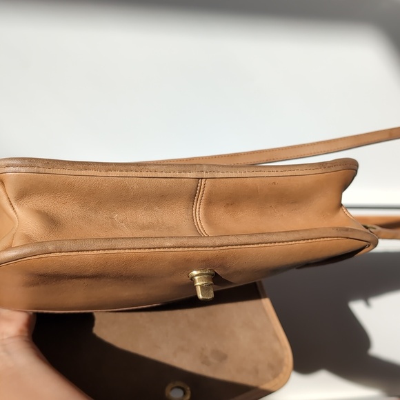 Vintage Coach Convertable Clutch, Taupe/Putty, NYC - Picture 11 of 15